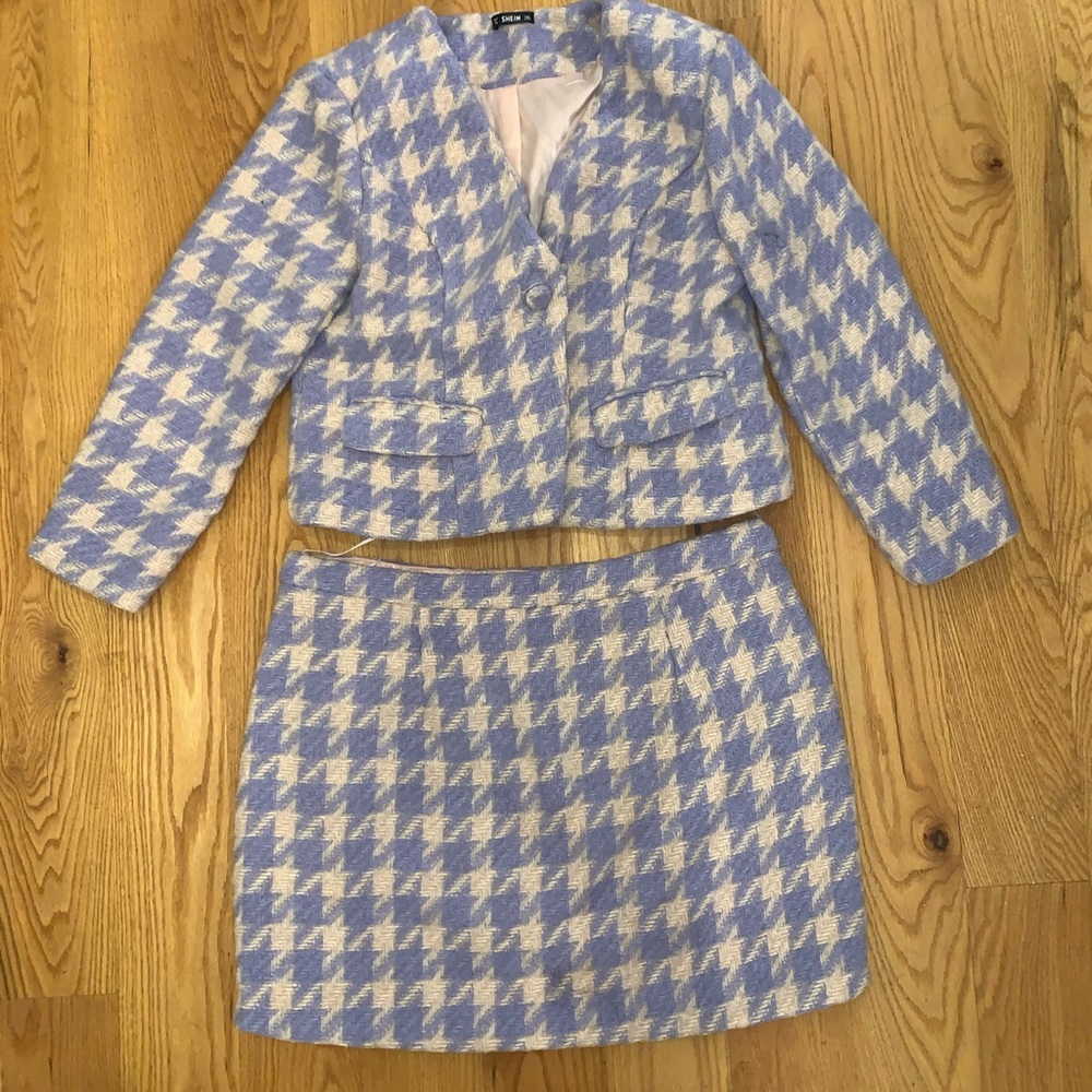 Clueless vibes women’s suit